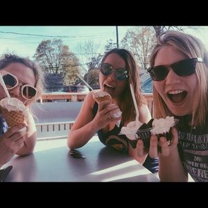 Meet your Posher, Rhianna